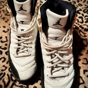 2 pairs of original Jordans from early 90’s era